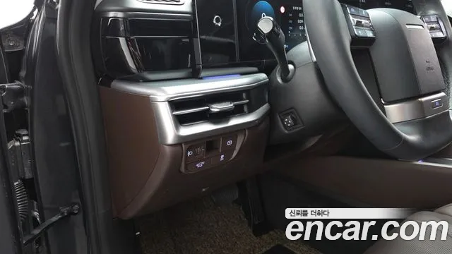 Hyundai Grandeur GN7 — Фото автомобиля 19