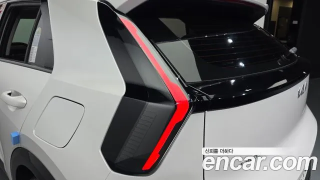 Kia Niro Generation 2 — Фото автомобиля 8
