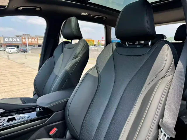 Geely Xingyue L — Фото автомобиля 12