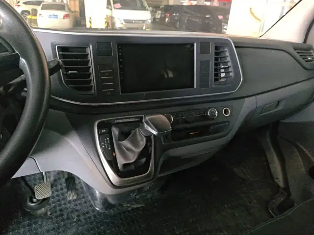 Maxus Xintu V80 — Фото автомобиля 12