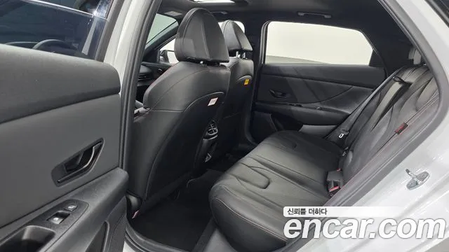 Hyundai AVANTE Новый Avante (CN7) — Фото автомобиля 9