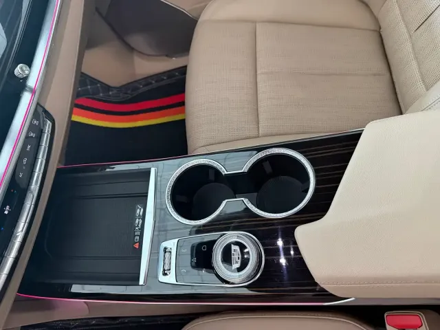 Cadillac XT5 — Фото автомобиля 14