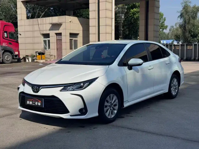 Toyota Corolla — Фото автомобиля 3