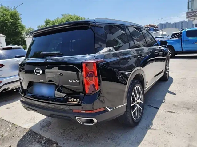GAC Trumpchi GS8 — Фото автомобиля 6
