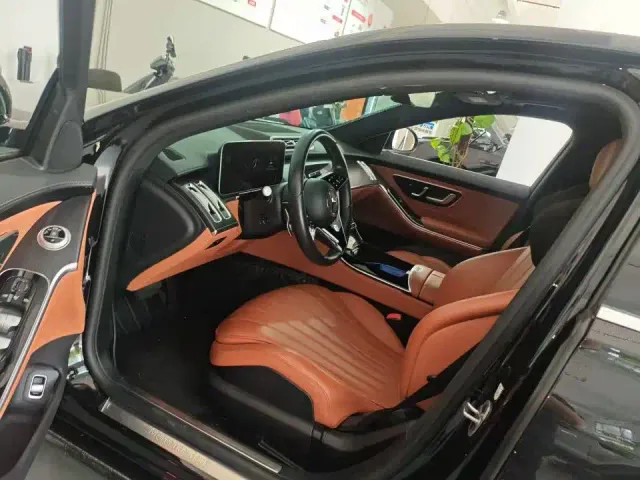 Mercedes-Benz S-Class — Фото автомобиля 7