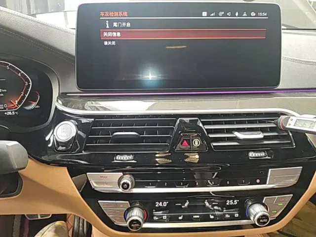 BMW 6 Series Gran Turismo — Фото автомобиля 12