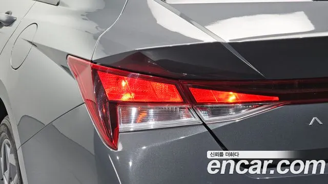 Hyundai AVANTE — Фото автомобиля 23