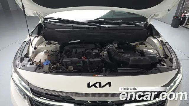 Kia Seltos New — Фото автомобиля 9