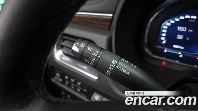 ChevroletGMDaewoo Tahoe Tahoe 6.2 High Country 4WD — Фото автомобиля 25