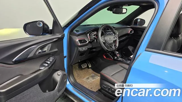 ChevroletGMDaewoo Trailblazer Trailblazer 1.3 турбо 4WD — Фото автомобиля 10