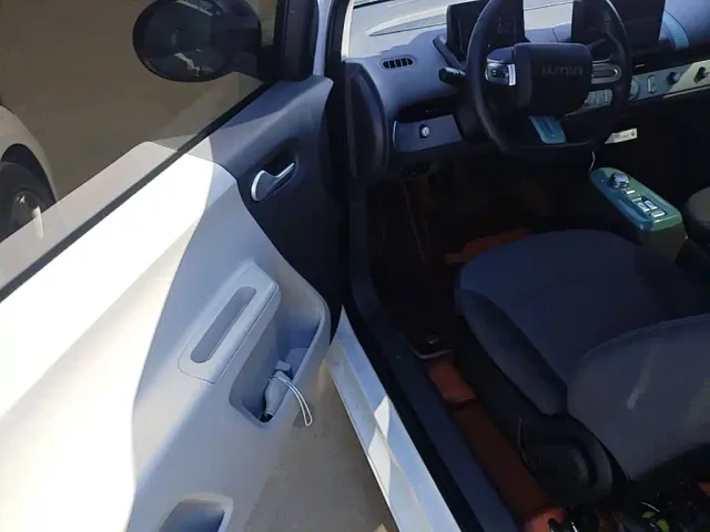 Changan Lumin — Фото автомобиля 15