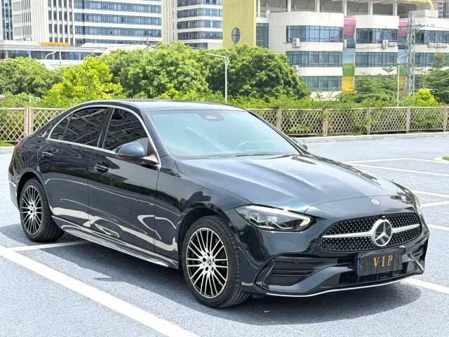 Mercedes-Benz C-Class — Фото автомобиля 3