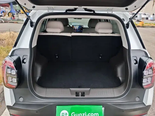 GAC Aion UT — Фото автомобиля 18