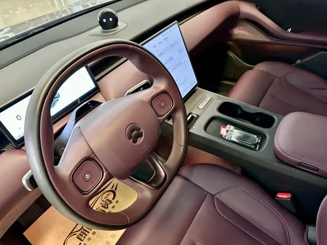 Nio ET5 Touring — Фото автомобиля 18