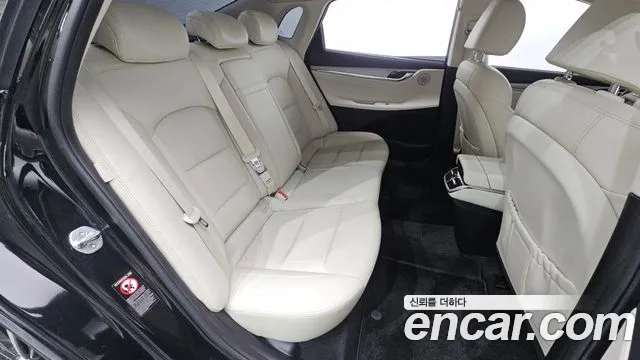 Hyundai Grandeur New — Фото автомобиля 16