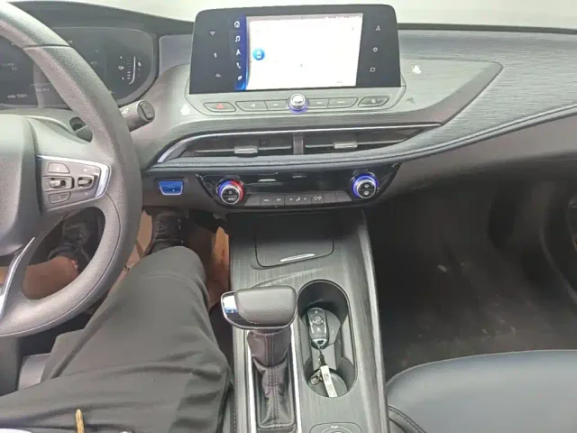 Buick Velite 6 — Фото автомобиля 13