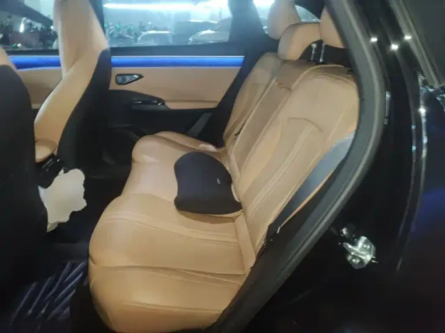 Geely Galaxy L7 — Фото автомобиля 18