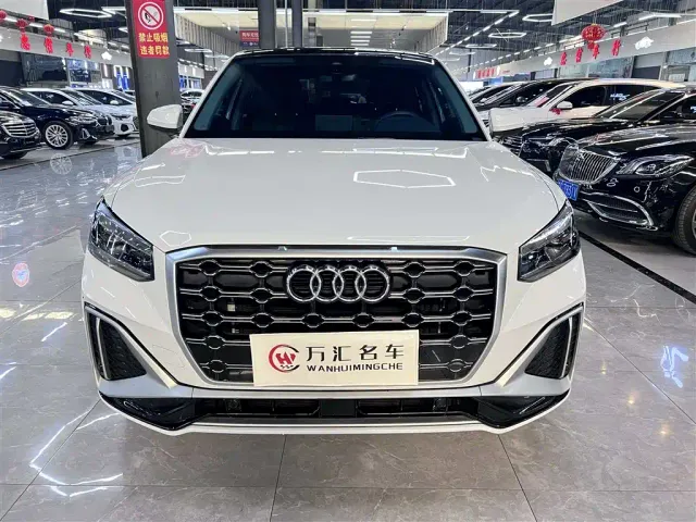 Audi Q2L — Фото автомобиля 2