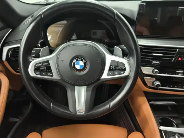 BMW 5 Series — Фото автомобиля 15