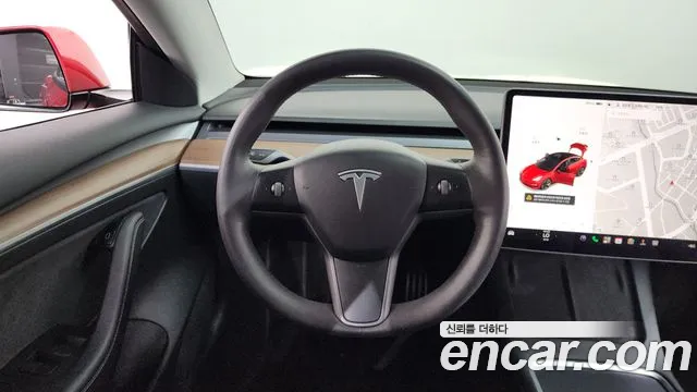 Tesla Model 3 — Фото автомобиля 14