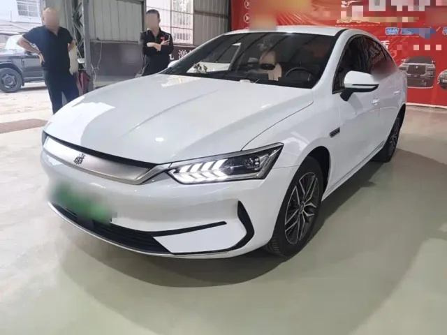 Фотография автомобиля — BYD Qin PLUS