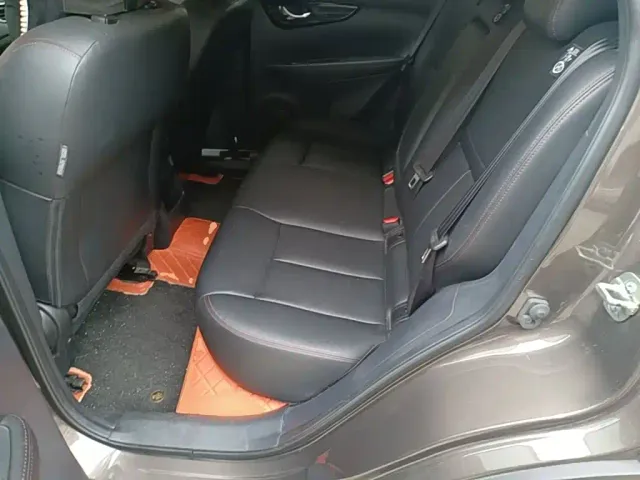 Nissan Qashqai — Фото автомобиля 16
