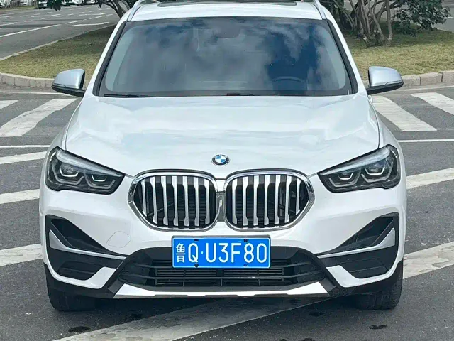 BMW X1 — Фото автомобиля 2