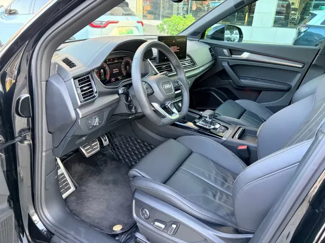 Audi Q5L — Фото автомобиля 6