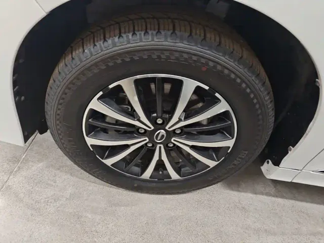 GAC Trumpchi M8 — Фото автомобиля 22