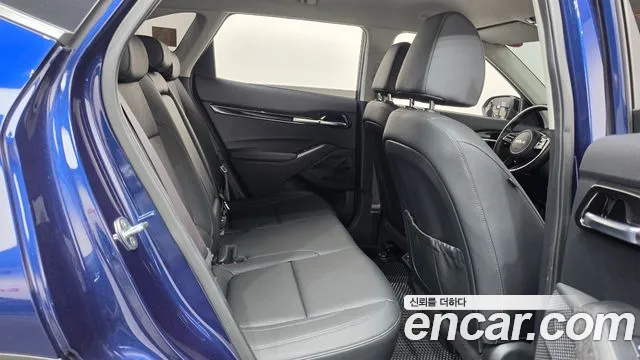 Kia Seltos New — Фото автомобиля 26