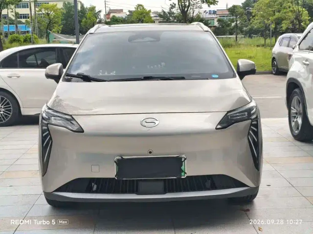 GAC Aion Y — Фото автомобиля 2