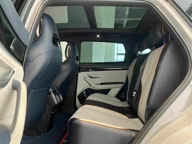 BYD Song PLUS — Фото автомобиля 5