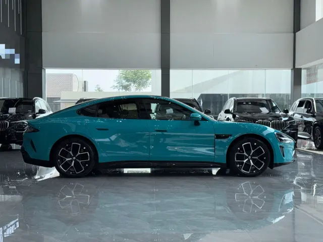 Xiaomi SU7 — Фото автомобиля 3