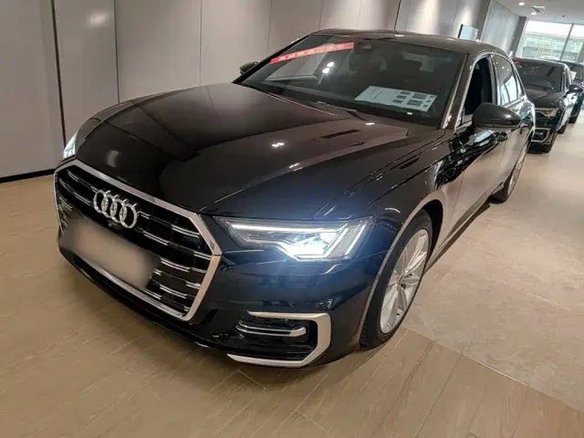 Фотография автомобиля — Audi A6L