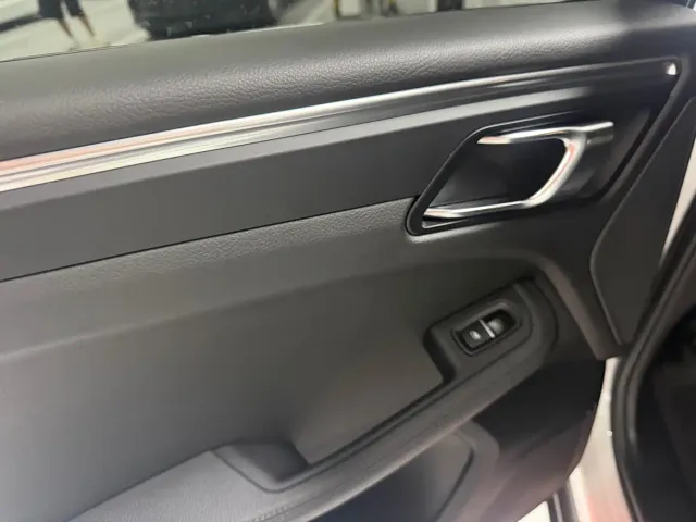 Porsche Macan — Фото автомобиля 15