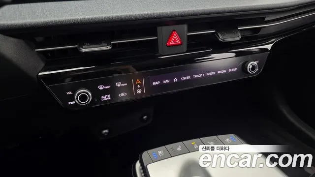Kia EV6 — Фото автомобиля 18