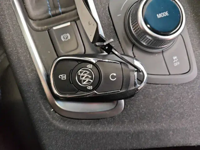 Buick Velite 6 — Фото автомобиля 8