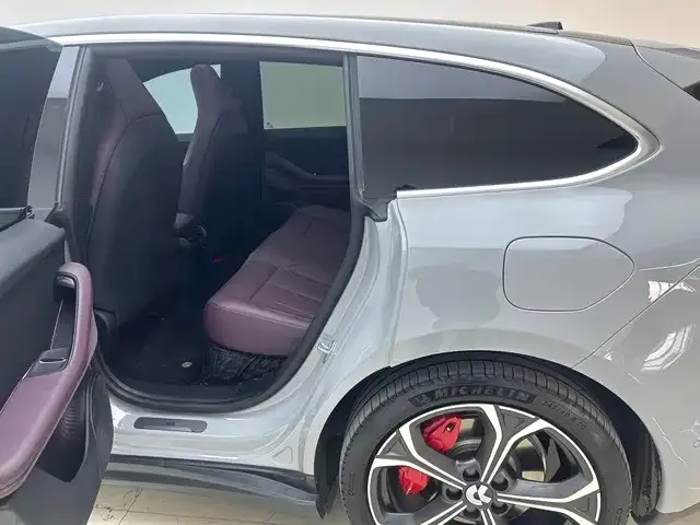 Nio ET5 Touring — Фото автомобиля 11