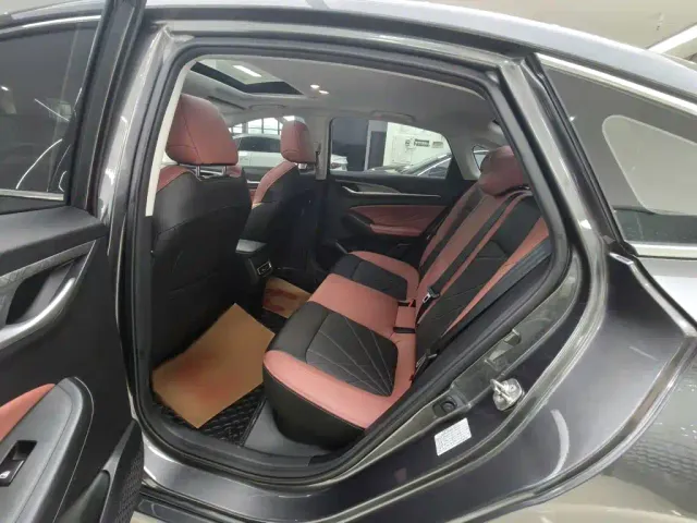 Changan Eado — Фото автомобиля 14