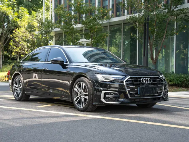 Audi A6L — Фото автомобиля 3