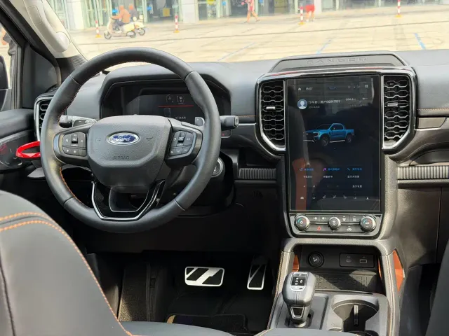 Ford Ranger — Фото автомобиля 11