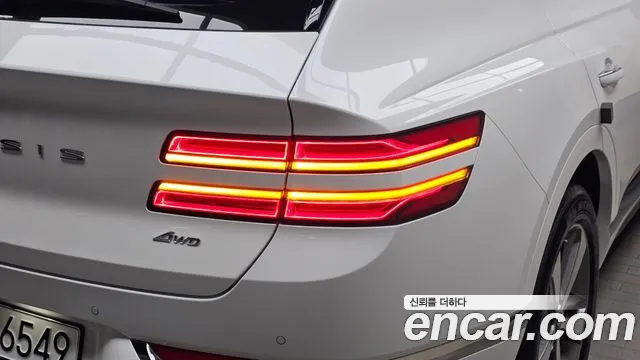 Genesis GV80 — Фото автомобиля 8