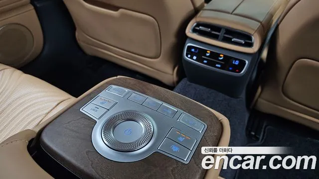 Genesis G80 Бензин 2.5 турбо AWD — Фото автомобиля 3