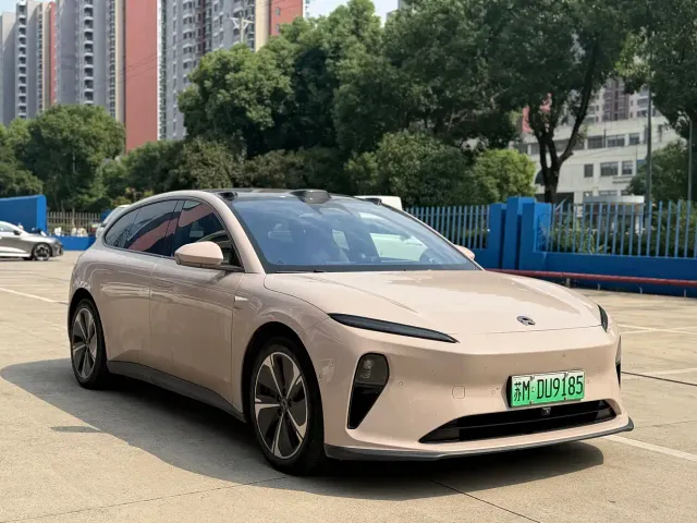 Nio ET5 Touring — Фото автомобиля 3