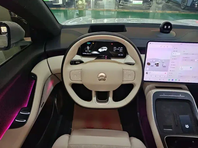 Nio ET5 Touring — Фото автомобиля 10