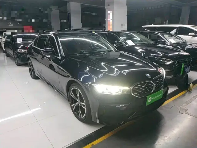 BMW 3 Series — Фото автомобиля 3