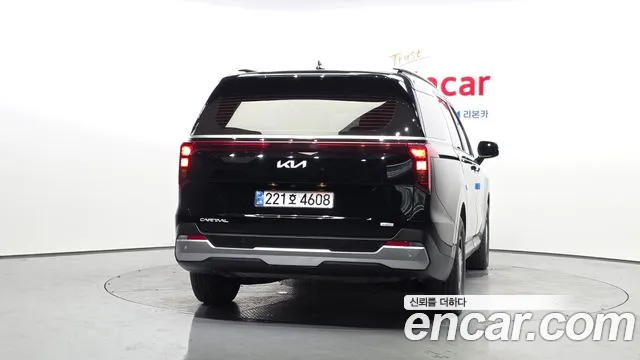 Kia Carnival Generation 4 — Фото автомобиля 3