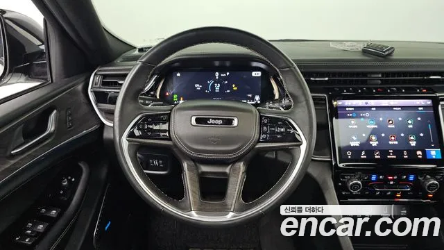 Jeep Cherokee Grand Cherokee(WL) L 3.6 Overland — Фото автомобиля 11