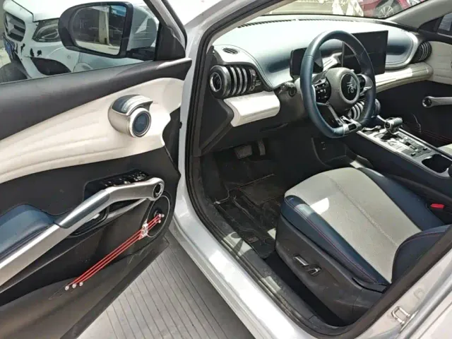 BYD Yuan PLUS — Фото автомобиля 15