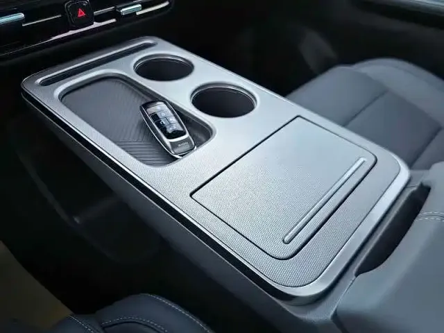 GAC Aion Y — Фото автомобиля 10